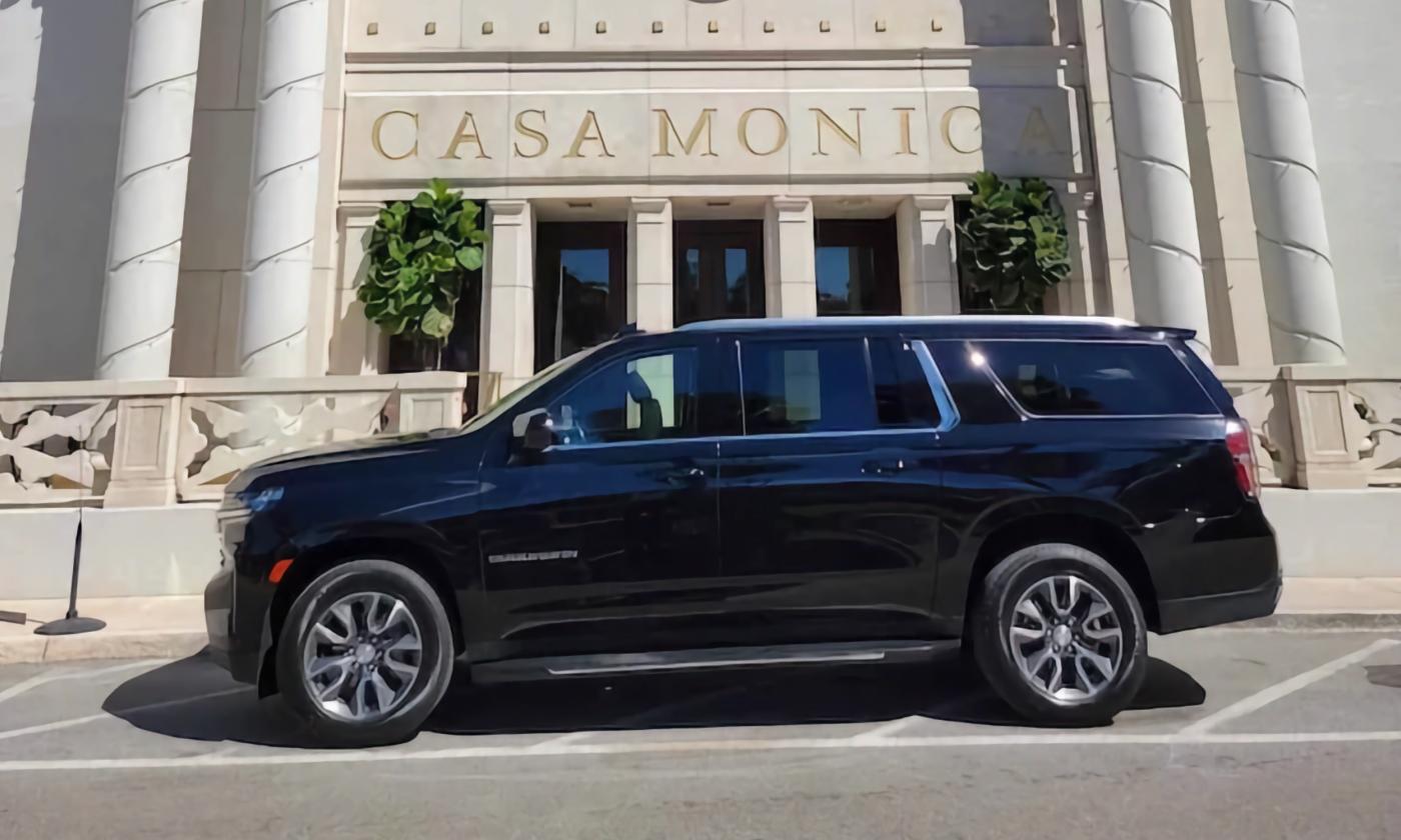 The vehicle used by St. Augustine Airport Black Car