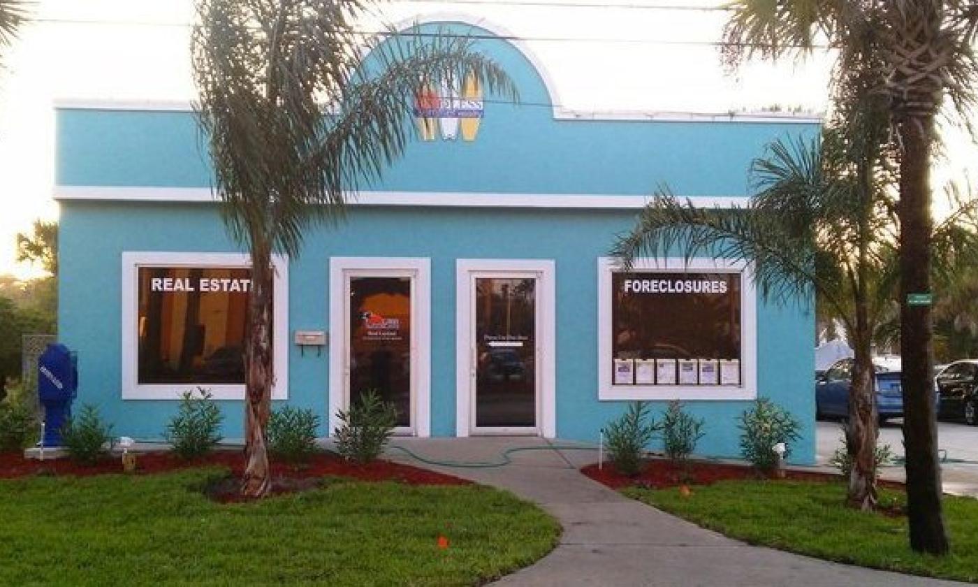 Endless Summer Realty storefront in St. Augustine, FL