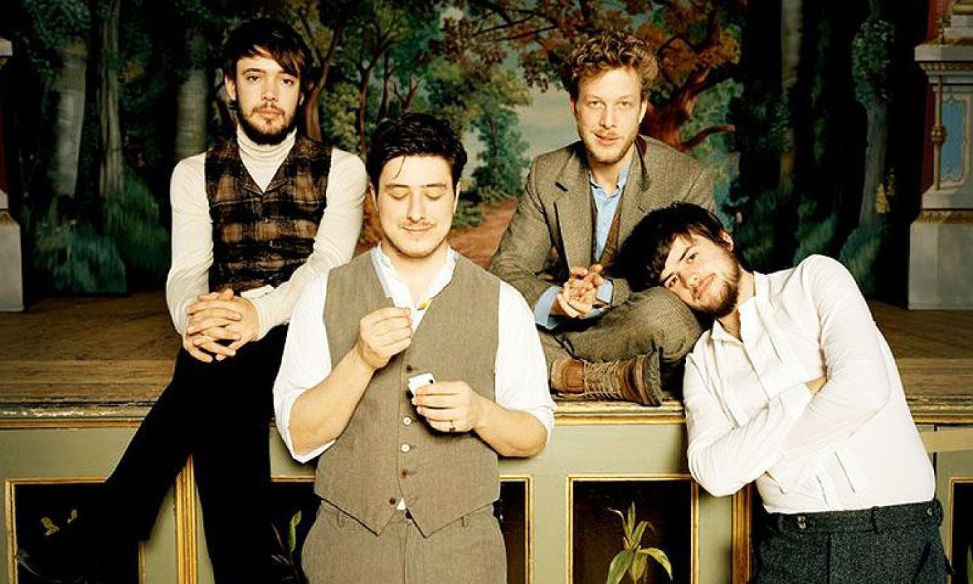 "Gentlemen of the Road" Mumford & Sons Stopover Concert Visit St