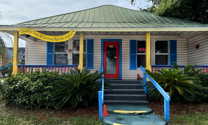 The exterior of Olde Towne Toys