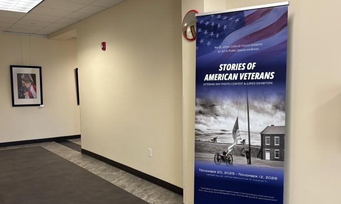 The entry to the exhibit "Stories of American Veterans"