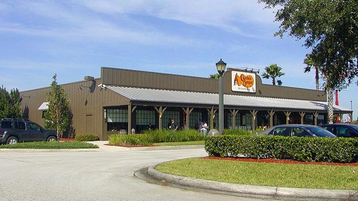 Cracker Barrel Visit St Augustine   Cracker Barrel Bldg 5x3 