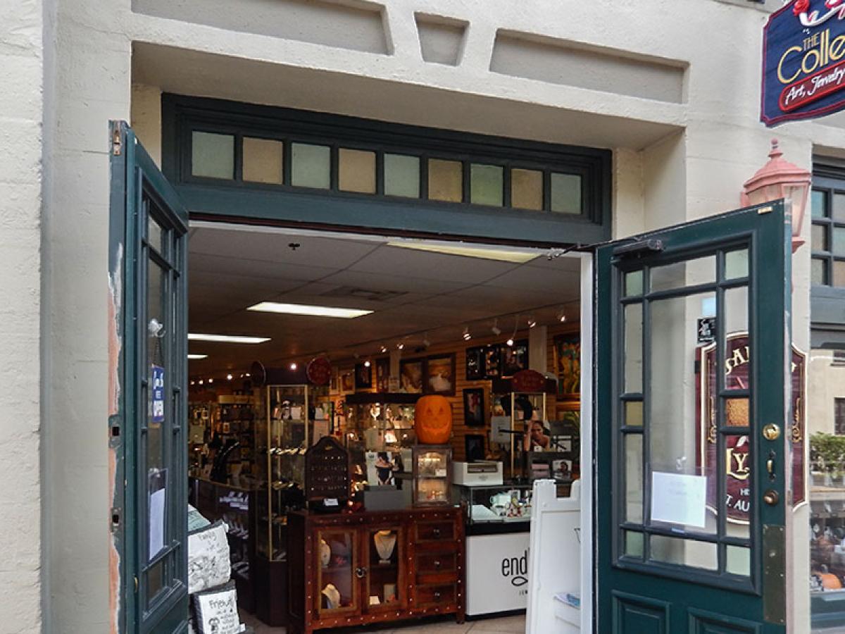 Cool Beads, A storefront in St. Augustine. We were headed b…