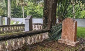 Two old stones at the Sons of Israel Cemetery