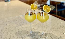 Cocktails decorated with lemons