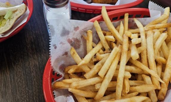 Fresh fries served in a tray