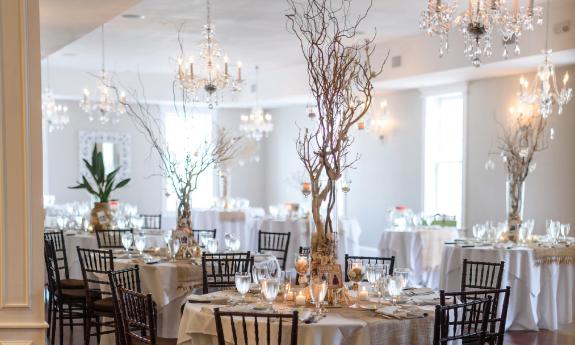 Villa Blanca of the White Room, arranged for a wedding reception