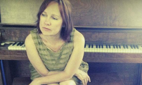 Iris DeMent Concert